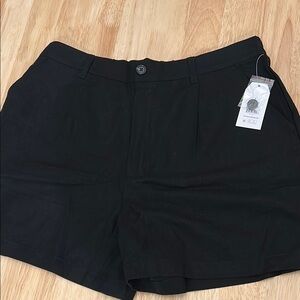 Time and Tru Black Bermuda Shorts Tailored Fit